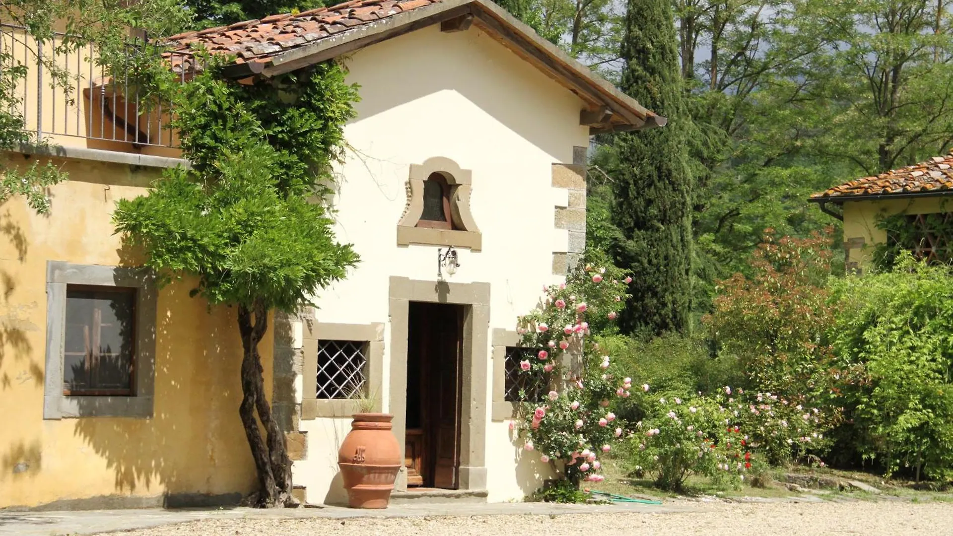 Villa Rigacci Reggello Hotel